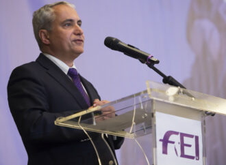 La FEI aprueba reformas clave en los reglamentos de Salto, Doma Clásica y Concurso Completo para 2026